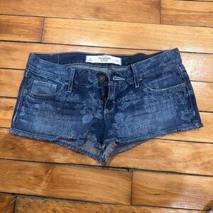 Abercrombie & Fitch Floral Print Jean Shorts